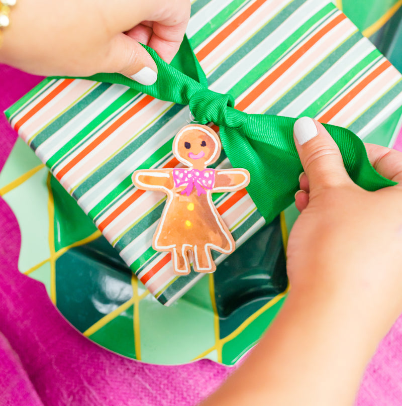 GINGERBREAD GIRL ACRYLIC GIFT TAG